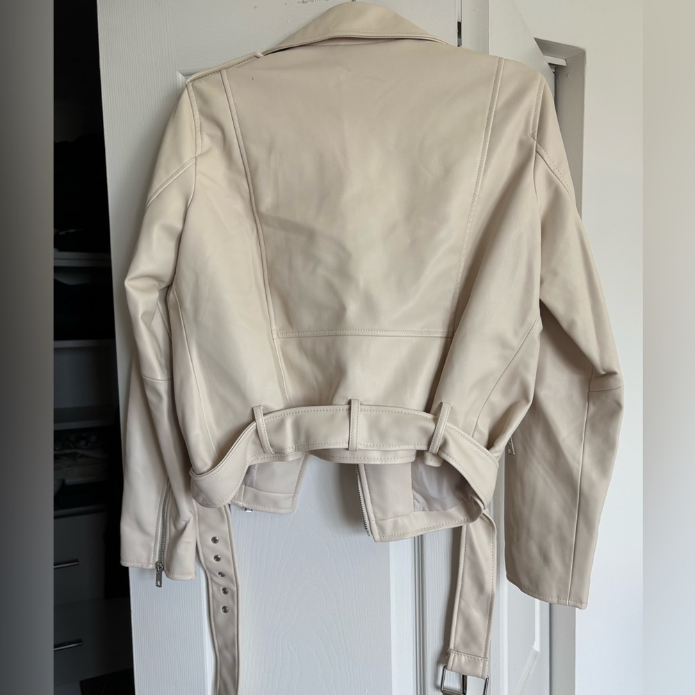 Zara Off-White Leather Jacket for Women - Picture 3 of 3